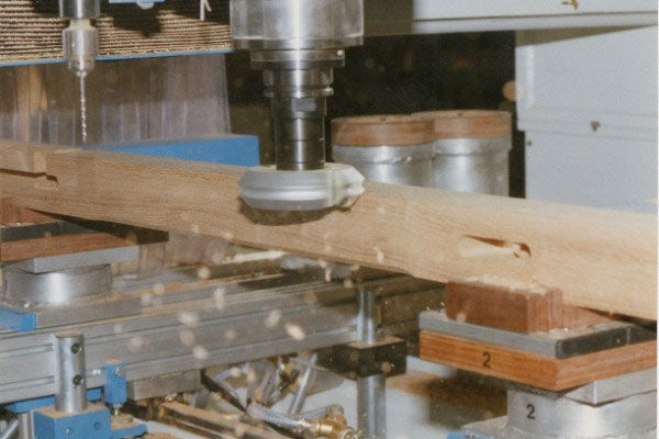 Wood cutting machine / CNC / drilling / profiling