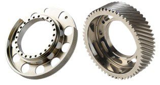 Straight-toothed gear / flange